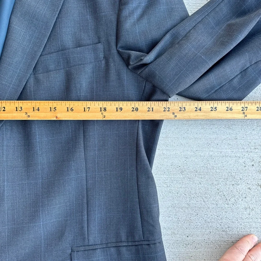 Jos A Bank Suit Mens 43L 34R Grey Glen Plaid Wool 2 Button Pleated Cuffed 2pc